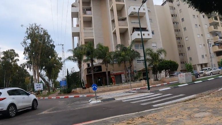 הכניסה לשכונת עמישב - סמוך פרויקט פינוי בינוי הצפוי