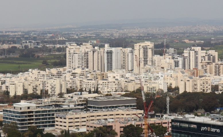 מבני מגורים בפתח תקווה - משלמים פחות ארנונה