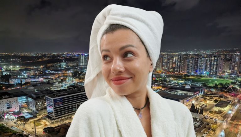 חלוק רחצה פתח תקווה