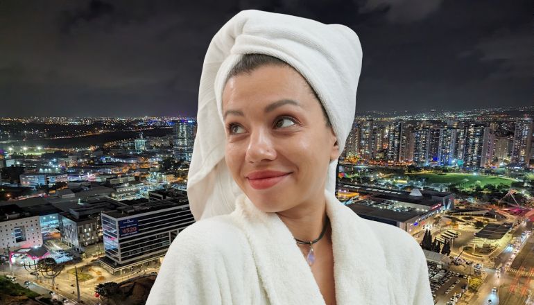 חלוק רחצה פתח תקווה